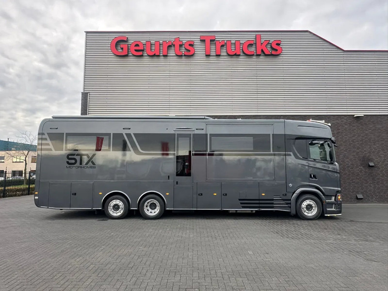 Scania 590S 6x2*4 STX 3x pop out - V8 - Demo/New - Full spec - - Kemperis: foto 4 Scania 590S 6x2*4 STX 3x pop out - V8 - Demo/New - Full spec - - Kemperis: foto 4