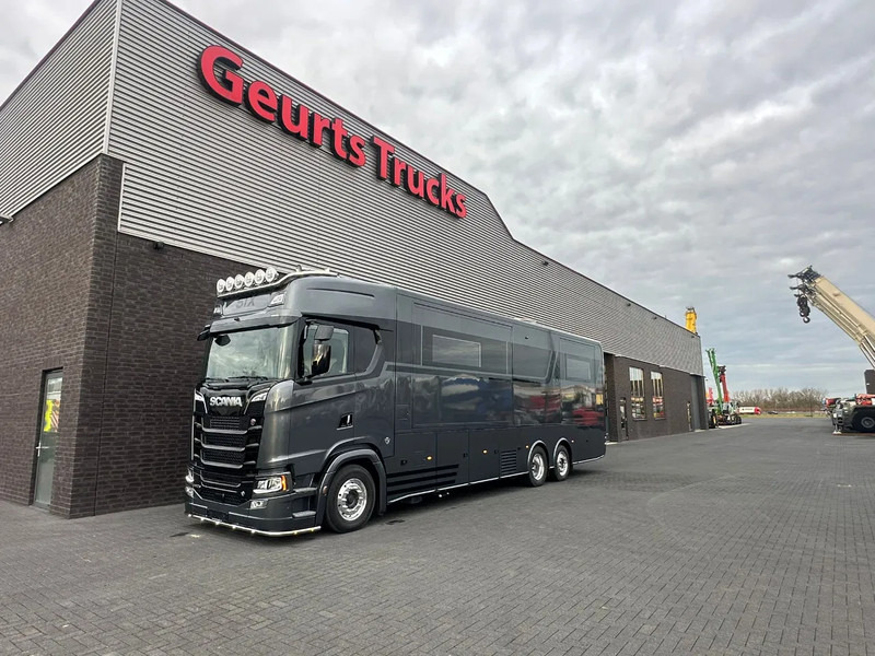 Scania 590S 6x2*4 STX 3x pop out - V8 - Demo/New - Full spec - - Kemperis: foto 3 Scania 590S 6x2*4 STX 3x pop out - V8 - Demo/New - Full spec - - Kemperis: foto 3