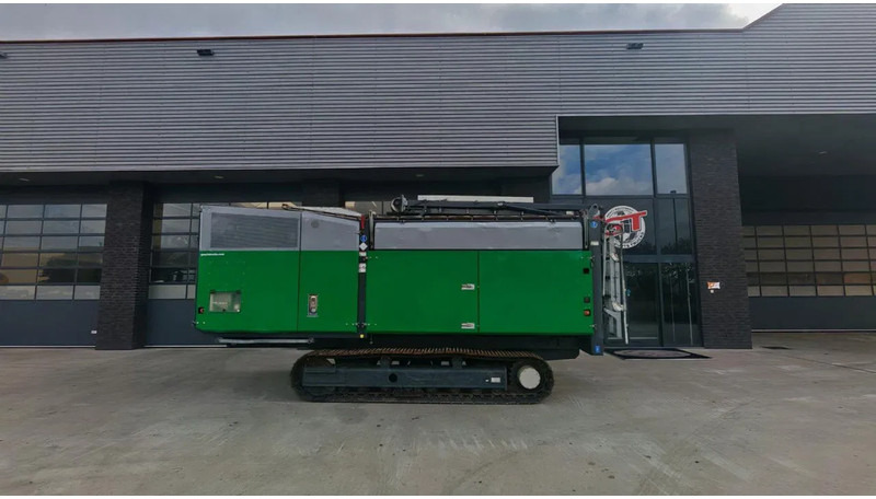 Komptech CRAMBO 6000 MOBILE SLOW-SPEED SHREDDER - Šķeldotājs: foto 1 Komptech CRAMBO 6000 MOBILE SLOW-SPEED SHREDDER - Šķeldotājs: foto 1