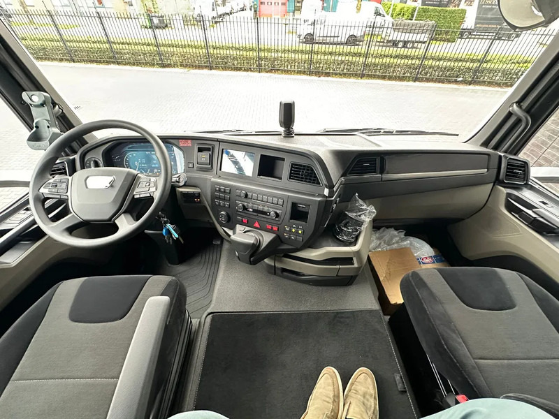 MAN TGS 26.520 6X4H-4 BL NEW MODEL + MEILLER HAAKARMSYSTEEM + HMF 2320 K6-RCS KRAAN/KRAN/CRANE/GRUA līzingu MAN TGS 26.520 6X4H-4 BL NEW MODEL + MEILLER HAAKARMSYSTEEM + HMF 2320 K6-RCS KRAAN/KRAN/CRANE/GRUA: foto 18 MAN TGS 26.520 6X4H-4 BL NEW MODEL + MEILLER HAAKARMSYSTEEM + HMF 2320 K6-RCS KRAAN/KRAN/CRANE/GRUA līzingu MAN TGS 26.520 6X4H-4 BL NEW MODEL + MEILLER HAAKARMSYSTEEM + HMF 2320 K6-RCS KRAAN/KRAN/CRANE/GRUA: foto 18