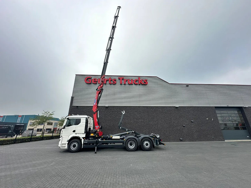 MAN TGS 26.520 6X4H-4 BL NEW MODEL + MEILLER HAAKARMSYSTEEM + HMF 2320 K6-RCS KRAAN/KRAN/CRANE/GRUA - Pacēlājs ar āķi, Kravas auto ar manipulatoru: foto 3 MAN TGS 26.520 6X4H-4 BL NEW MODEL + MEILLER HAAKARMSYSTEEM + HMF 2320 K6-RCS KRAAN/KRAN/CRANE/GRUA - Pacēlājs ar āķi, Kravas auto ar manipulatoru: foto 3
