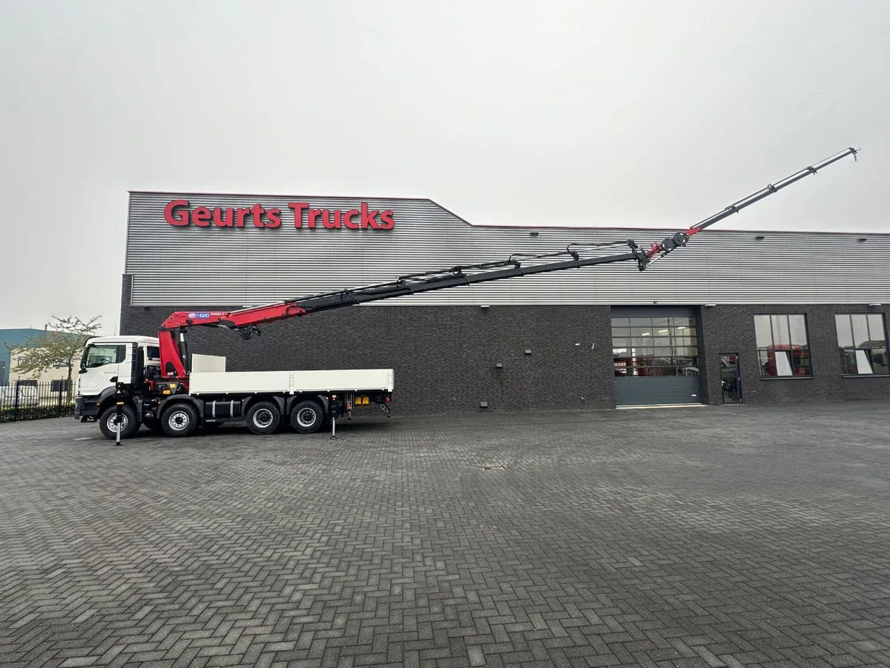 MAN TGS 35.470 8X4 HMF 4020-K6 + FJ 600 K4 KRAAN/KRA - Kravas auto ar manipulatoru: foto 4 MAN TGS 35.470 8X4 HMF 4020-K6 + FJ 600 K4 KRAAN/KRA - Kravas auto ar manipulatoru: foto 4