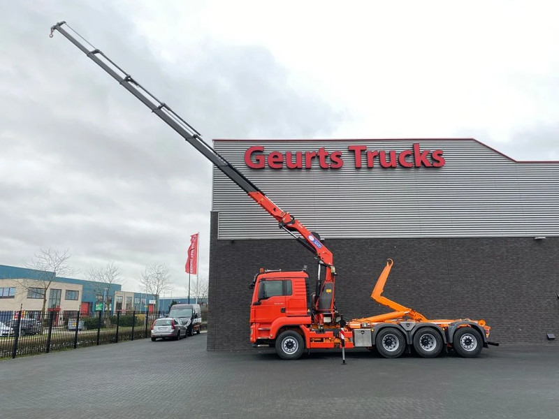 MAN TGS 35.480 8X4 TRIDEM + 20 TON HAAKARM + HMF 3220-K6 KRAAN/KRAN/CRANE/GRUA - Pacēlājs ar āķi, Kravas auto ar manipulatoru: foto 5 MAN TGS 35.480 8X4 TRIDEM + 20 TON HAAKARM + HMF 3220-K6 KRAAN/KRAN/CRANE/GRUA - Pacēlājs ar āķi, Kravas auto ar manipulatoru: foto 5