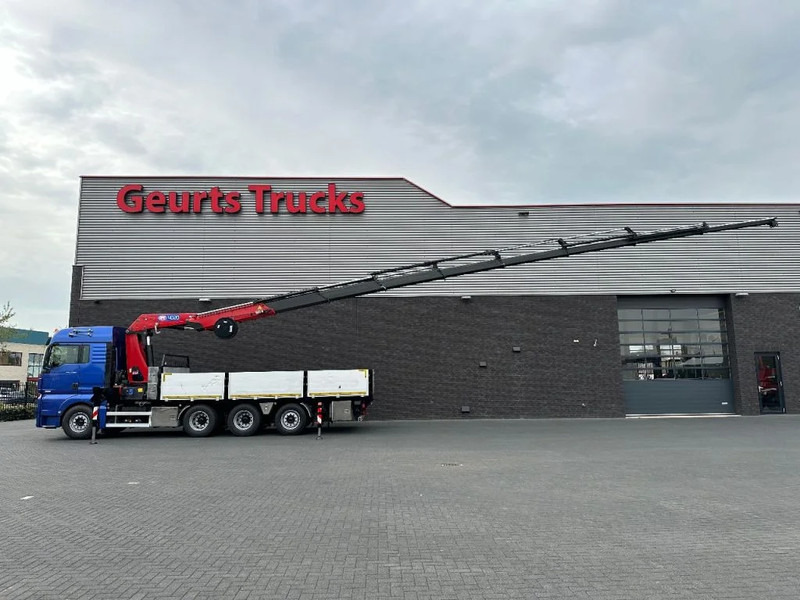 MAN TGX 33.560 8X4 TRIDEM + HMF 4020-K8 KRAAN/KRAN/CRANE/GRUA - Kravas auto ar manipulatoru: foto 4 MAN TGX 33.560 8X4 TRIDEM + HMF 4020-K8 KRAAN/KRAN/CRANE/GRUA - Kravas auto ar manipulatoru: foto 4