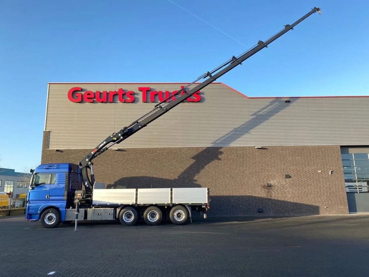 MAN TGX 35.500 8X4 TRIDEM + HIAB X-HIPRO 302 E-7 KRA - Kravas auto ar manipulatoru: foto 3 MAN TGX 35.500 8X4 TRIDEM + HIAB X-HIPRO 302 E-7 KRA - Kravas auto ar manipulatoru: foto 3