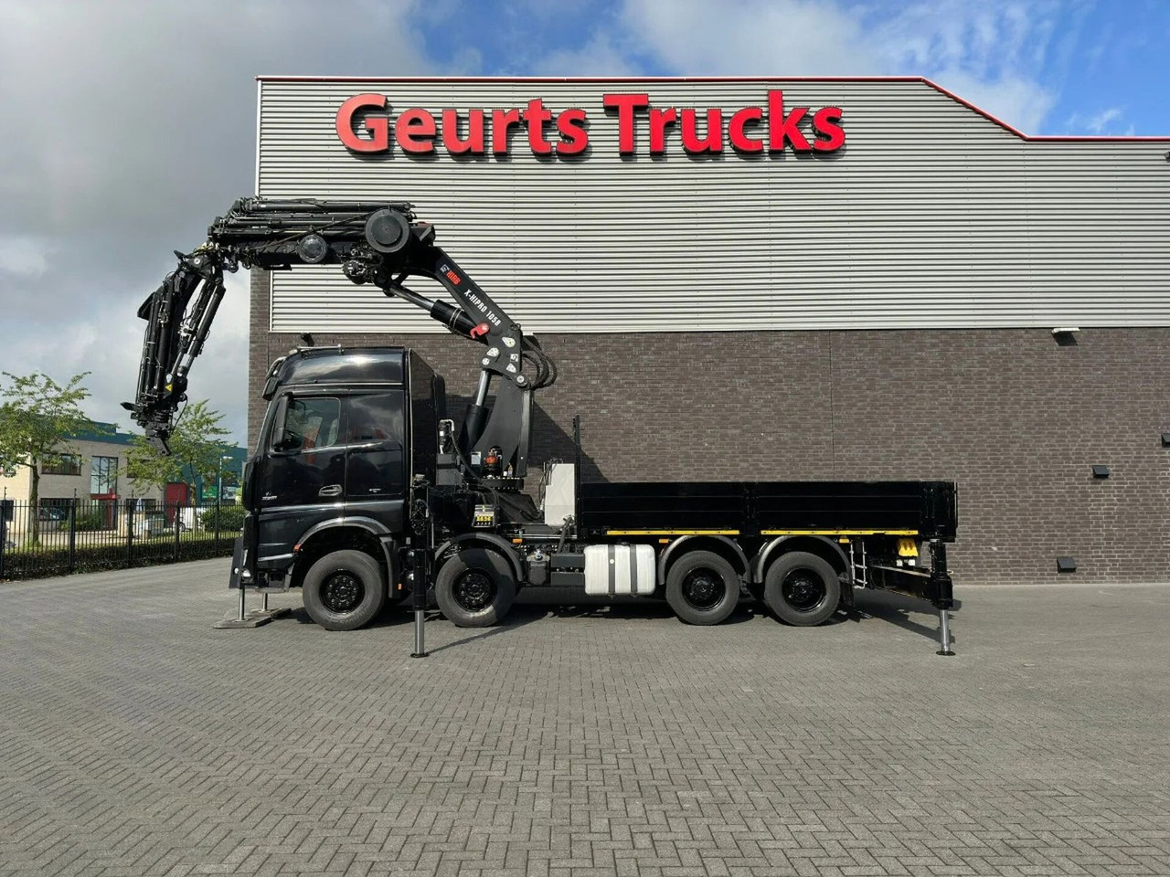 Mercedes-Benz Arocs 3251 8X4 + HIAB 1058 E-8 + JIB 150X-6 JDC - Kravas auto ar manipulatoru: foto 5 Mercedes-Benz Arocs 3251 8X4 + HIAB 1058 E-8 + JIB 150X-6 JDC - Kravas auto ar manipulatoru: foto 5
