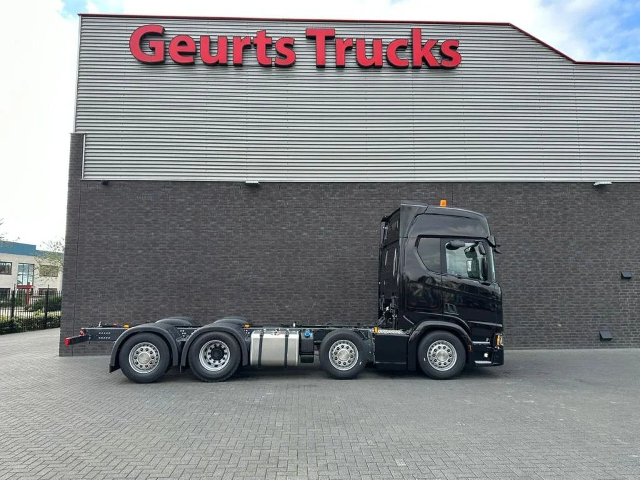 Scania R540 NGS 8X2 CHASSIS NIEUW/NEUE/NEW FULL OPTIONS - Šasija kravas automašīna: foto 4 Scania R540 NGS 8X2 CHASSIS NIEUW/NEUE/NEW FULL OPTIONS - Šasija kravas automašīna: foto 4