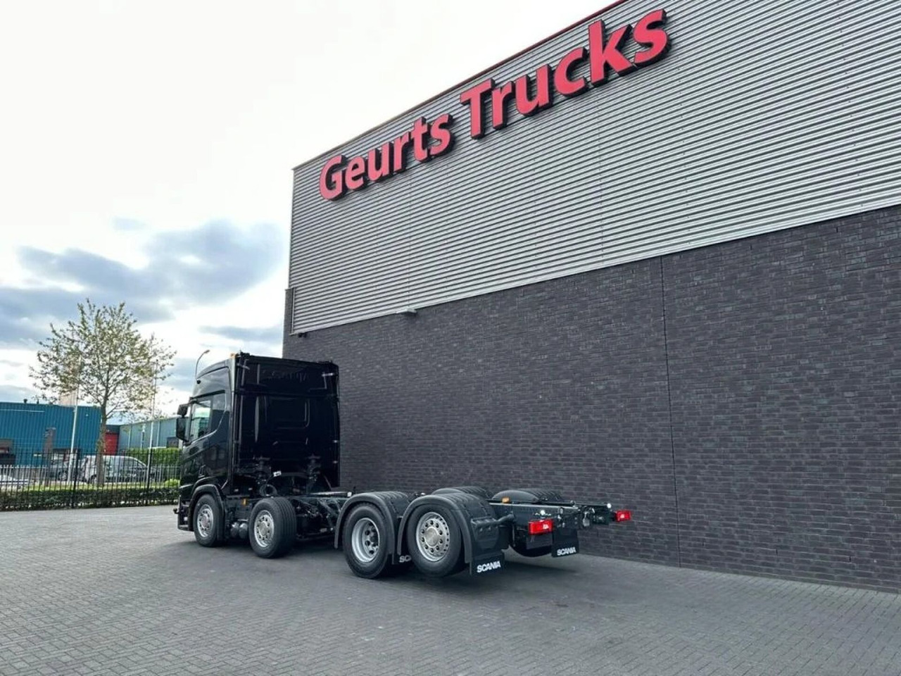 Scania R540 NGS 8X2 CHASSIS NIEUW/NEUE/NEW FULL OPTIONS - Šasija kravas automašīna: foto 3 Scania R540 NGS 8X2 CHASSIS NIEUW/NEUE/NEW FULL OPTIONS - Šasija kravas automašīna: foto 3
