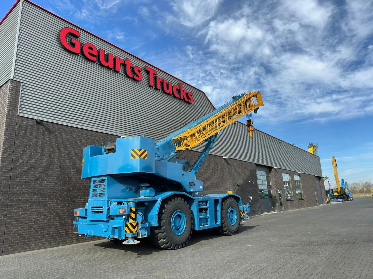 Tadano GR-700E-1-00211 + JIB ROUGH TERRAIN CRANE - Torņa celtnis: foto 5 Tadano GR-700E-1-00211 + JIB ROUGH TERRAIN CRANE - Torņa celtnis: foto 5