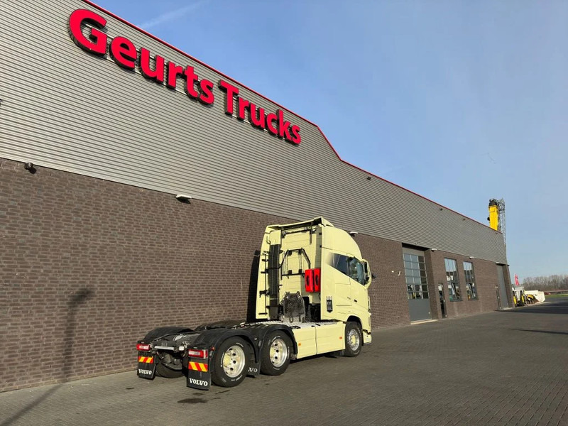 Volvo FH 16.750 6X4 XXL CABINE TREKKER/SZM/TRACTOR - Vilcējs: foto 5 Volvo FH 16.750 6X4 XXL CABINE TREKKER/SZM/TRACTOR - Vilcējs: foto 5