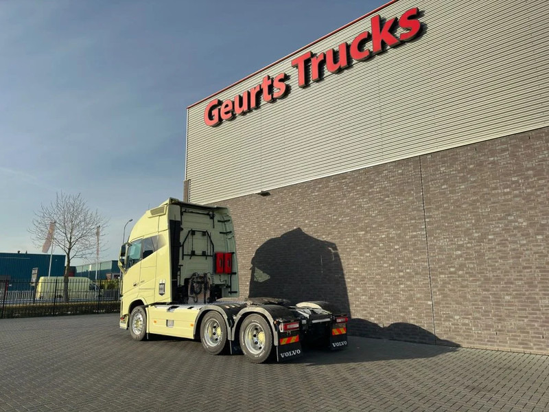 Volvo FH 16.750 6X4 XXL CABINE TREKKER/SZM/TRACTOR - Vilcējs: foto 3 Volvo FH 16.750 6X4 XXL CABINE TREKKER/SZM/TRACTOR - Vilcējs: foto 3