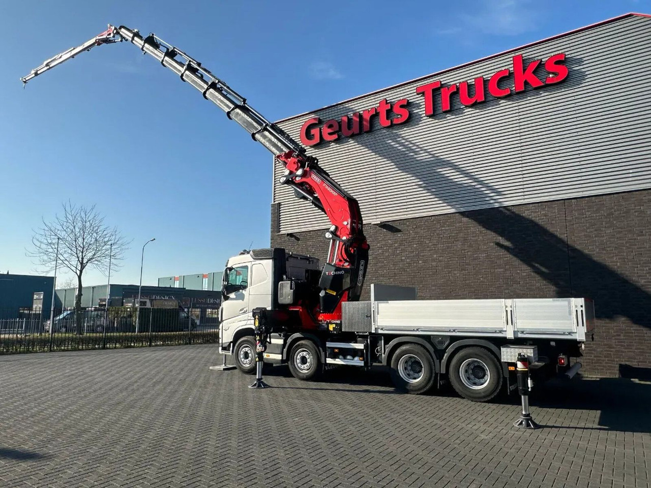 Volvo FH 500 8X4 RF-RT40G FASSI F1450R.2.8 + JIB L826 - Kravas auto ar manipulatoru: foto 5 Volvo FH 500 8X4 RF-RT40G FASSI F1450R.2.8 + JIB L826 - Kravas auto ar manipulatoru: foto 5