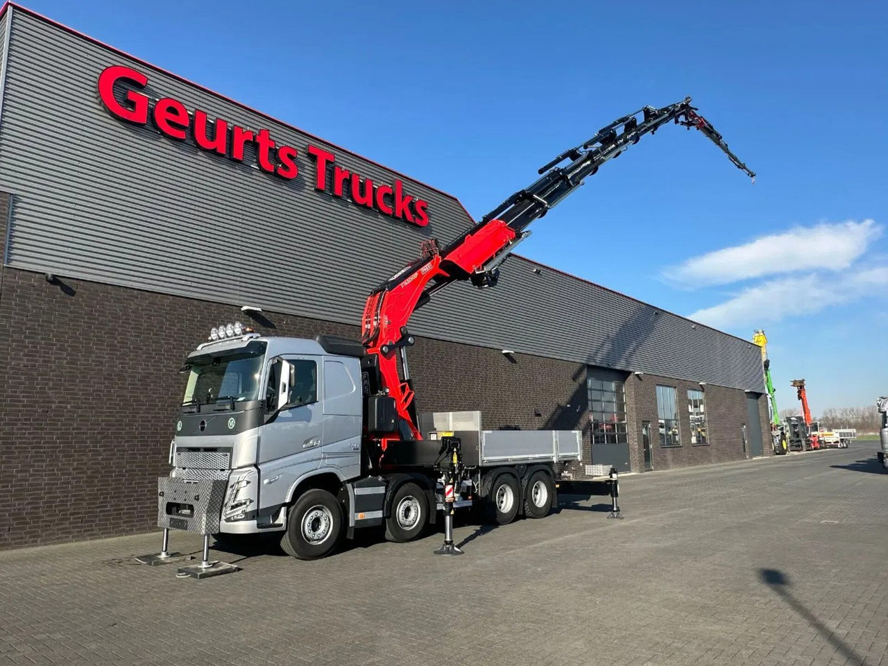 Volvo FH 500 8X4 RF-RT40G FASSI F1450R.2.8 + JIB L826 - Kravas auto ar manipulatoru: foto 3 Volvo FH 500 8X4 RF-RT40G FASSI F1450R.2.8 + JIB L826 - Kravas auto ar manipulatoru: foto 3