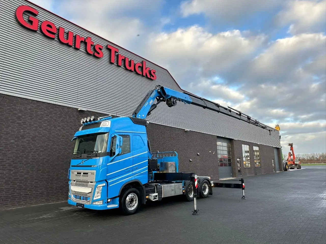 Volvo FH 540 6X4 + FASSI F545RA.2.28 KRAAN/KRAN/CRANE/ - Kravas auto ar manipulatoru: foto 2 Volvo FH 540 6X4 + FASSI F545RA.2.28 KRAAN/KRAN/CRANE/ - Kravas auto ar manipulatoru: foto 2
