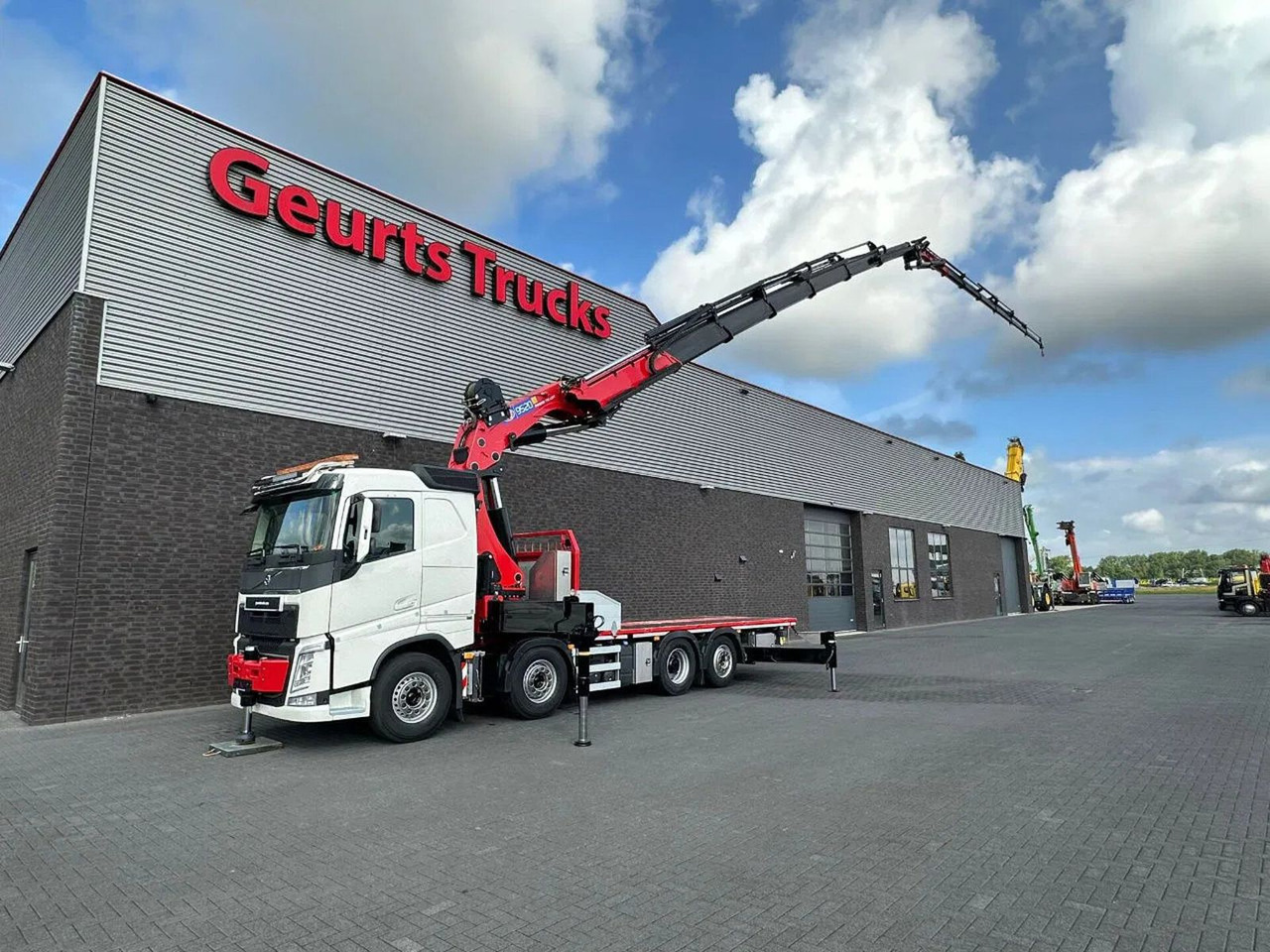 Volvo FH 540 8X2 MET HMF 9520K-K6 + JIB FJ2000-K6 KRAA - Kravas auto ar manipulatoru: foto 2 Volvo FH 540 8X2 MET HMF 9520K-K6 + JIB FJ2000-K6 KRAA - Kravas auto ar manipulatoru: foto 2