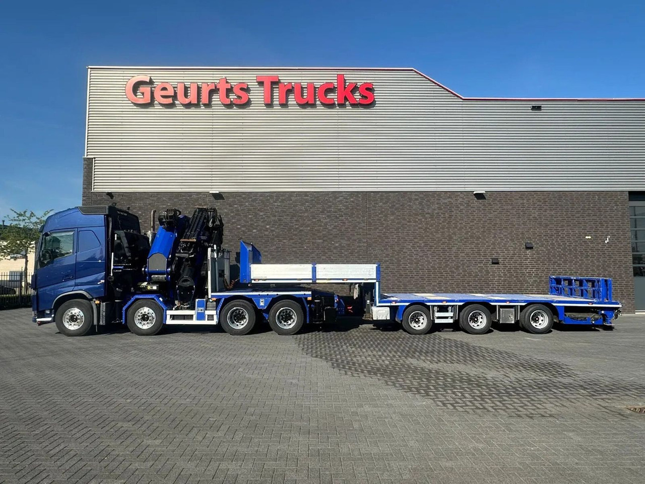 Volvo FH 540 8X4 TREKKER / BAKWAGEN MET PALFINGER PK13 - Kravas auto ar manipulatoru: foto 1 Volvo FH 540 8X4 TREKKER / BAKWAGEN MET PALFINGER PK13 - Kravas auto ar manipulatoru: foto 1
