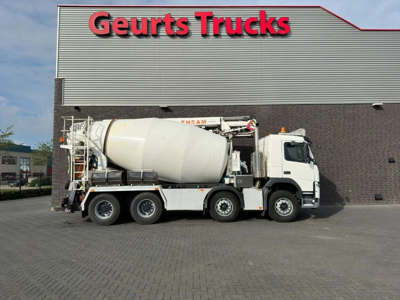 Volvo FM 410 8X4 + STETTER 9 M3 MIXER/MISCHER + THEAM - Betonvedējs: foto 4 Volvo FM 410 8X4 + STETTER 9 M3 MIXER/MISCHER + THEAM - Betonvedējs: foto 4
