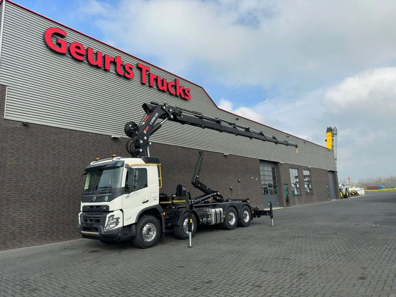 Volvo FMX 500 8X4 HIAB HAAKARM + HIAB 548 E-8 KRAAN/KR - Kravas auto ar manipulatoru: foto 2 Volvo FMX 500 8X4 HIAB HAAKARM + HIAB 548 E-8 KRAAN/KR - Kravas auto ar manipulatoru: foto 2