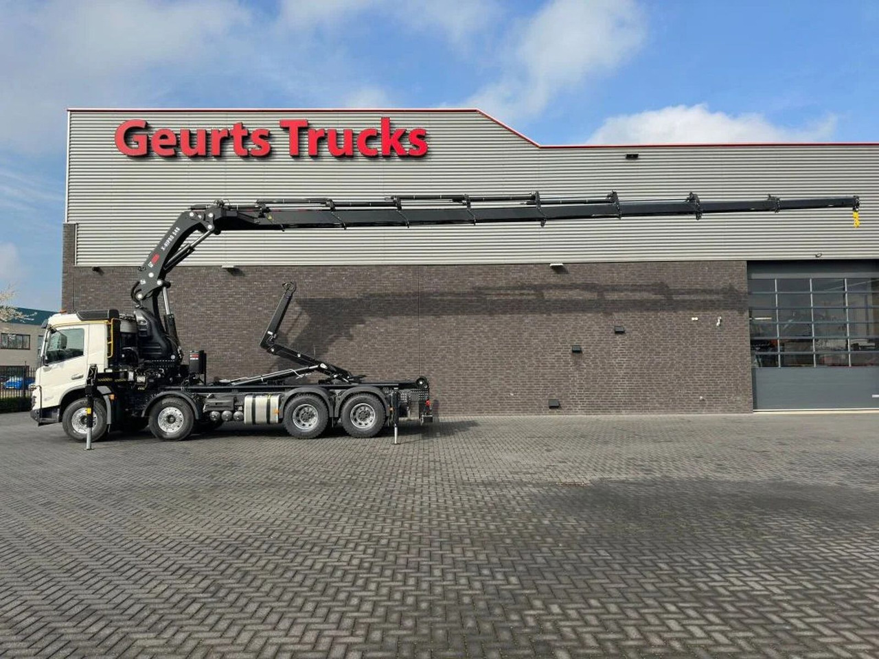 Volvo FMX 500 8X4 HIAB HAAKARM + HIAB 548 E-8 KRAAN/KR - Kravas auto ar manipulatoru: foto 1 Volvo FMX 500 8X4 HIAB HAAKARM + HIAB 548 E-8 KRAAN/KR - Kravas auto ar manipulatoru: foto 1