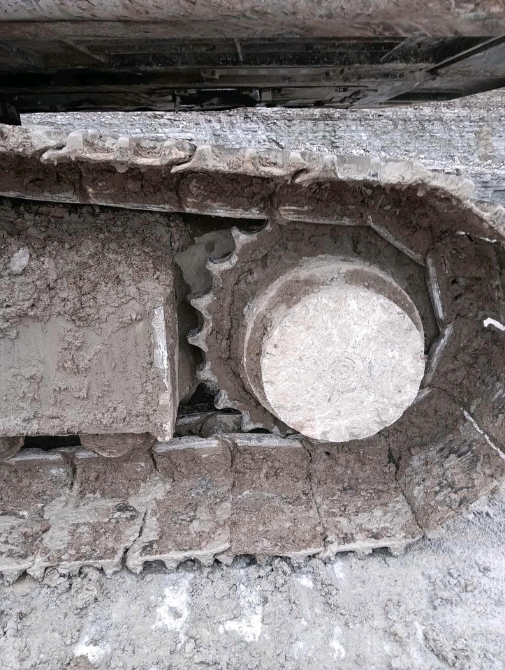 Kāpurķēžu ekskavators Hyundai R 300: foto 11