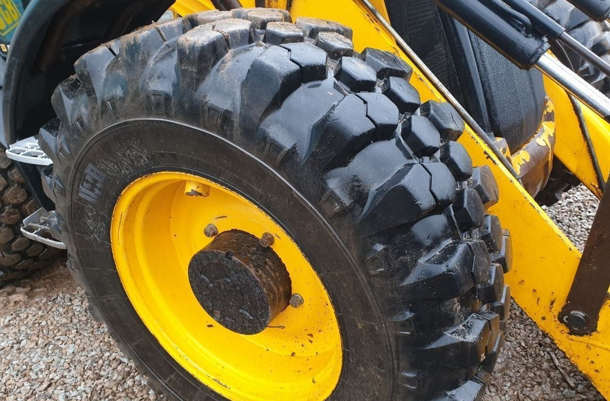 JCB 4CX - Ekskavators-iekrāvējs: foto 5 JCB 4CX - Ekskavators-iekrāvējs: foto 5