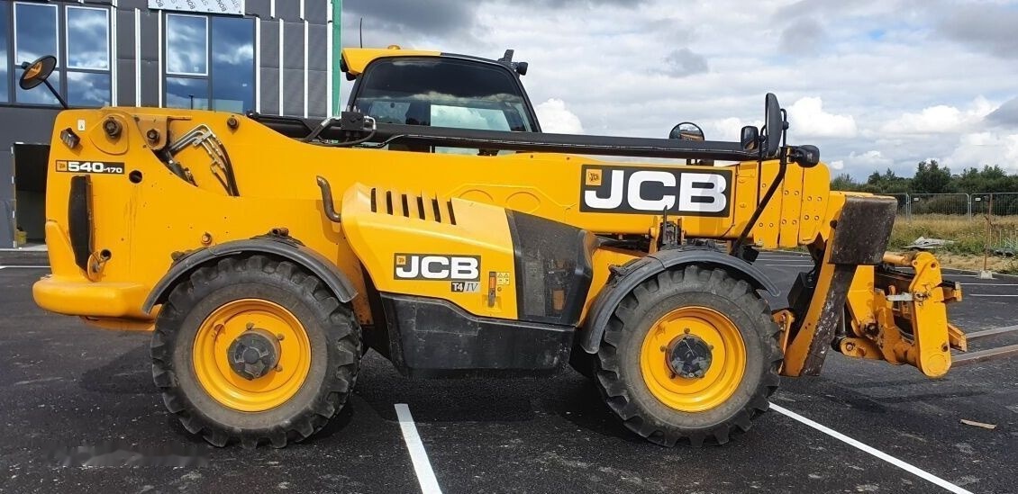 JCB 540-170 - Teleskopiskais iekrāvējs: foto 3 JCB 540-170 - Teleskopiskais iekrāvējs: foto 3