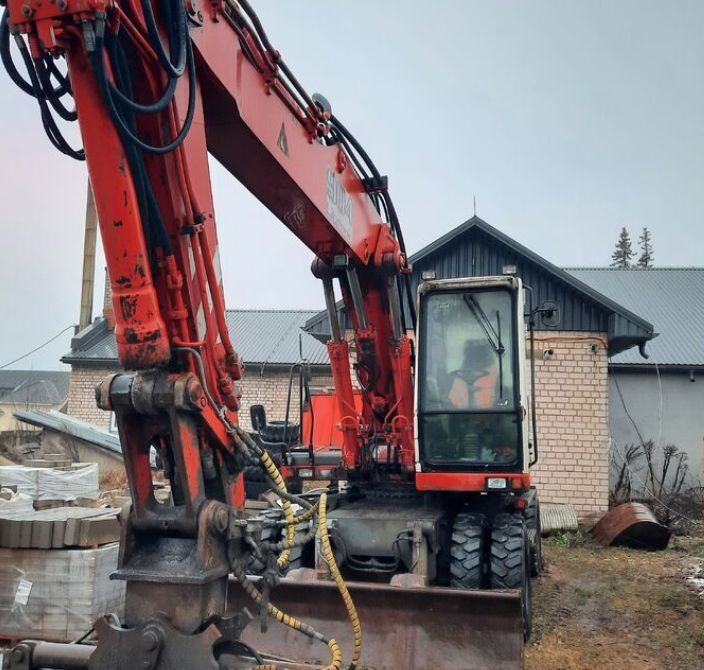 LIEBHERR A 904 - Riteņu ekskavators: foto 1 LIEBHERR A 904 - Riteņu ekskavators: foto 1