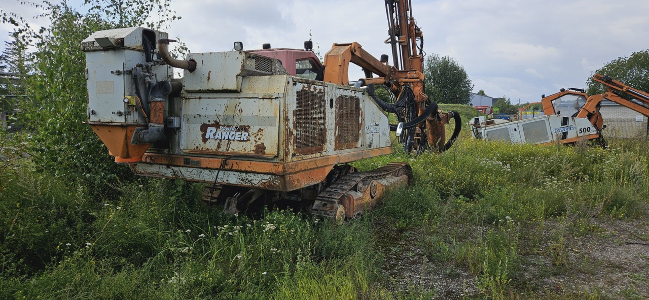 TAMROCK Ranger 500 - Horizontālās urbšanas mašīna: foto 1 TAMROCK Ranger 500 - Horizontālās urbšanas mašīna: foto 1