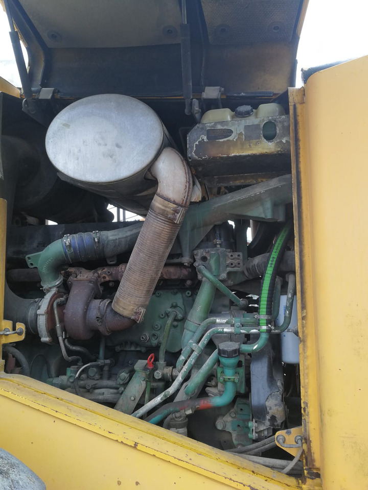 Volvo L150E - Riteņu iekrāvējs: foto 3 Volvo L150E - Riteņu iekrāvējs: foto 3