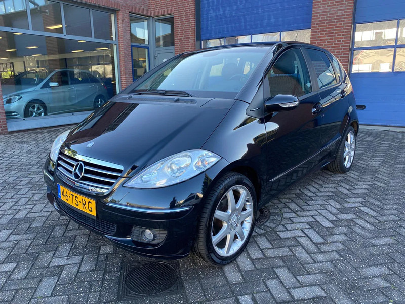 Mercedes-Benz A-Klasse 170 Automaat,Avantgarde. - Vieglā automašīna: foto 1 Mercedes-Benz A-Klasse 170 Automaat,Avantgarde. - Vieglā automašīna: foto 1