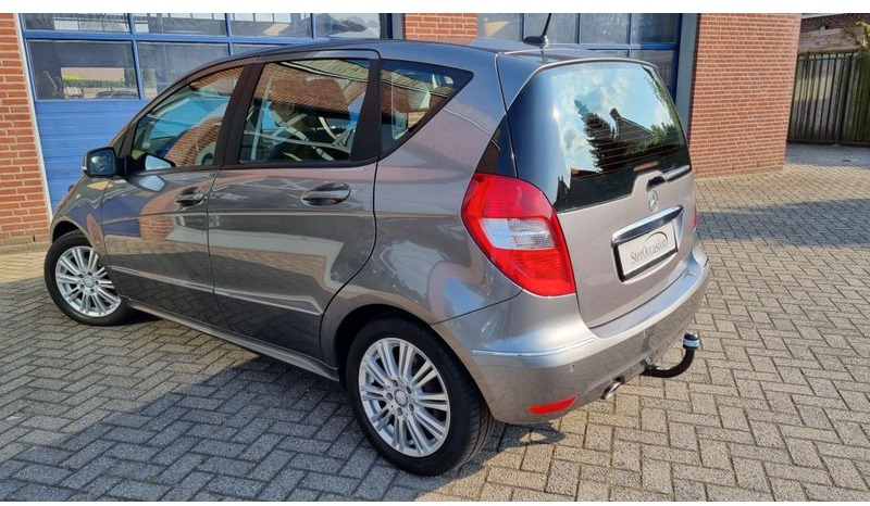 Mercedes-Benz A-Klasse A160 Automaat Elegance.airco.trekhaak. - Hečbeks: foto 2 Mercedes-Benz A-Klasse A160 Automaat Elegance.airco.trekhaak. - Hečbeks: foto 2