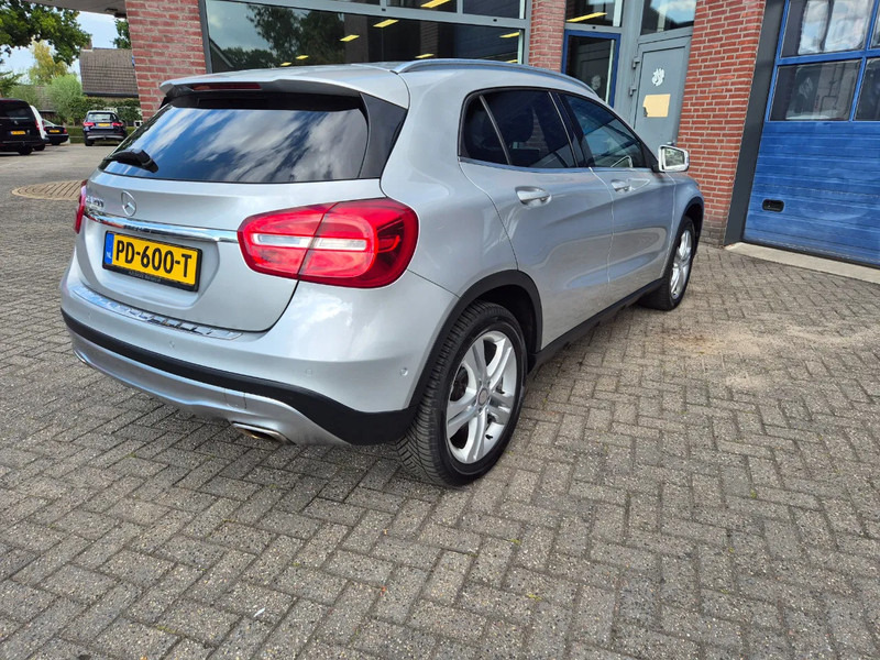 Mercedes-Benz GLA 200 automaat Prestige - Vieglā automašīna: foto 4 Mercedes-Benz GLA 200 automaat Prestige - Vieglā automašīna: foto 4