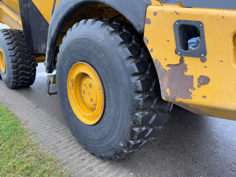 Artikulētias pašizgāzējs BELL B40E - CE / Tail gate: foto 9