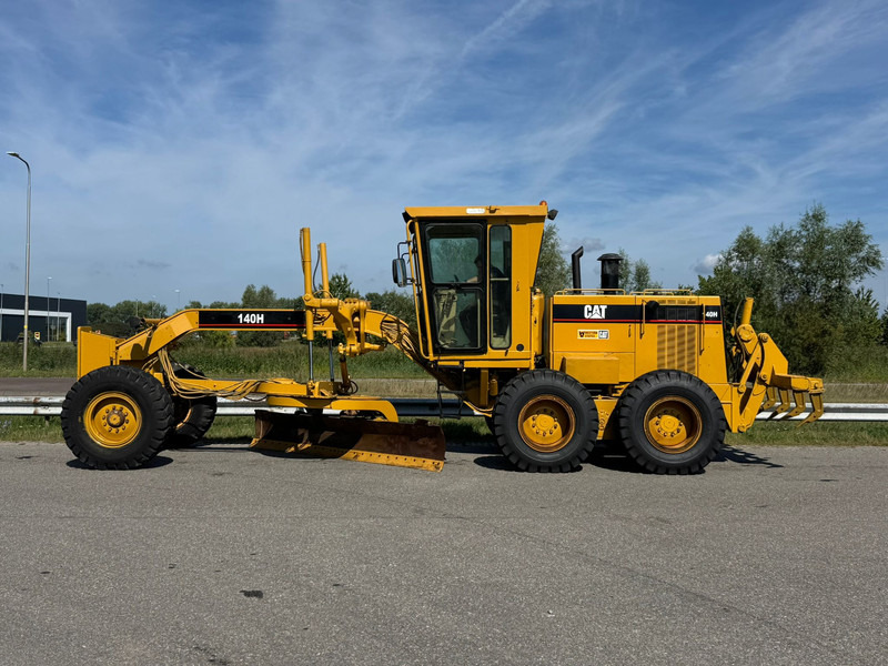 Caterpillar 140H 140H 3306 engine - Greiders: foto 1 Caterpillar 140H 140H 3306 engine - Greiders: foto 1