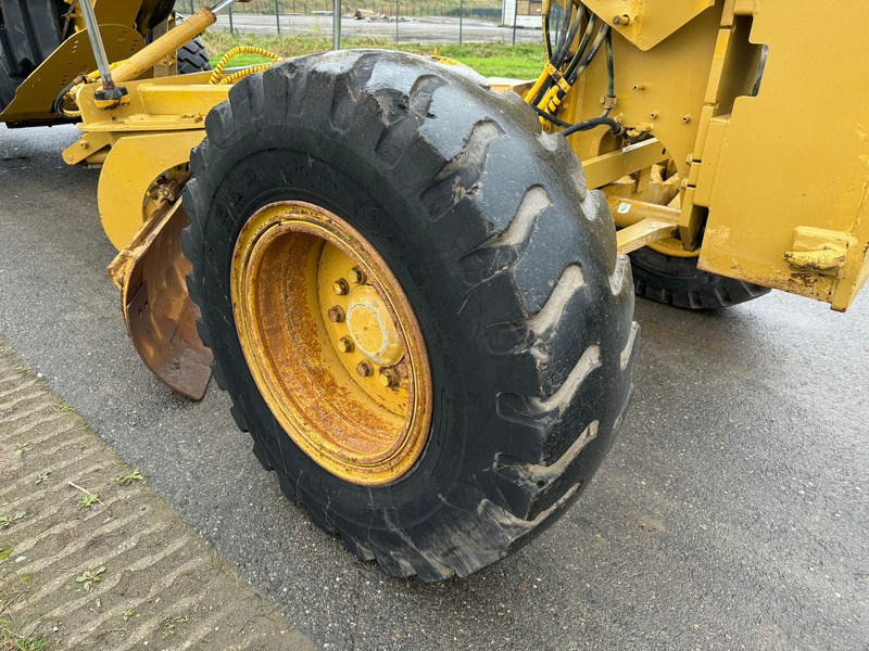 Greiders Caterpillar 140M: foto 15