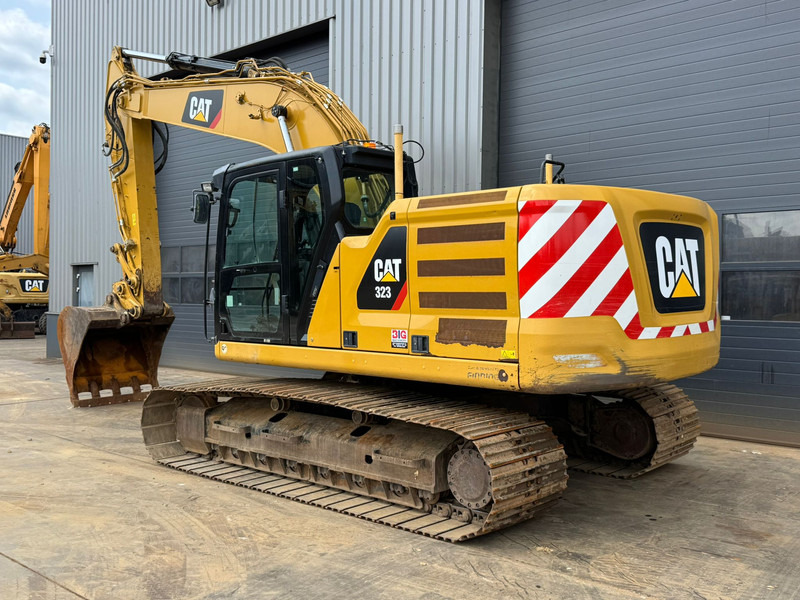 Caterpillar 323 - Kāpurķēžu ekskavators: foto 2 Caterpillar 323 - Kāpurķēžu ekskavators: foto 2