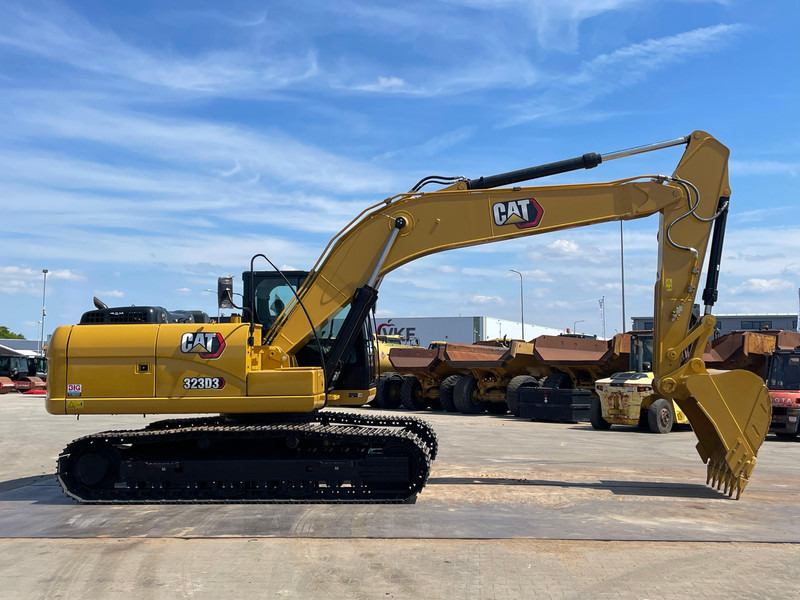 Caterpillar 323D3 - Ekskavators: foto 4 Caterpillar 323D3 - Ekskavators: foto 4