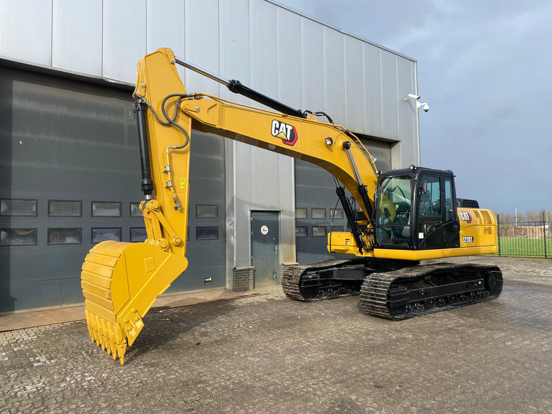 Caterpillar 323D3 - Kāpurķēžu ekskavators: foto 2 Caterpillar 323D3 - Kāpurķēžu ekskavators: foto 2