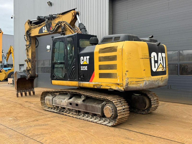 Caterpillar 323E - Kāpurķēžu ekskavators: foto 3 Caterpillar 323E - Kāpurķēžu ekskavators: foto 3