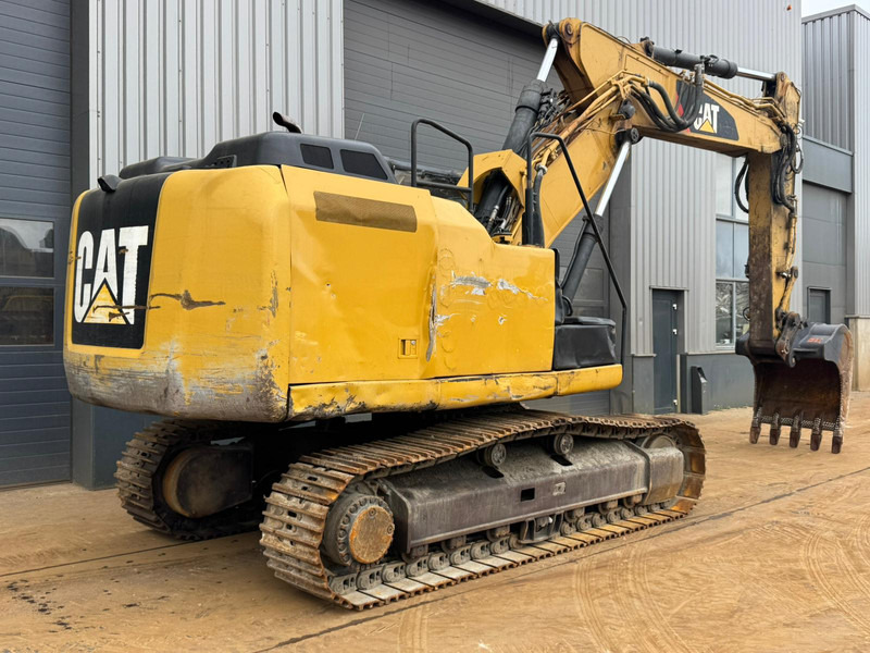 Caterpillar 323E - Kāpurķēžu ekskavators: foto 5 Caterpillar 323E - Kāpurķēžu ekskavators: foto 5