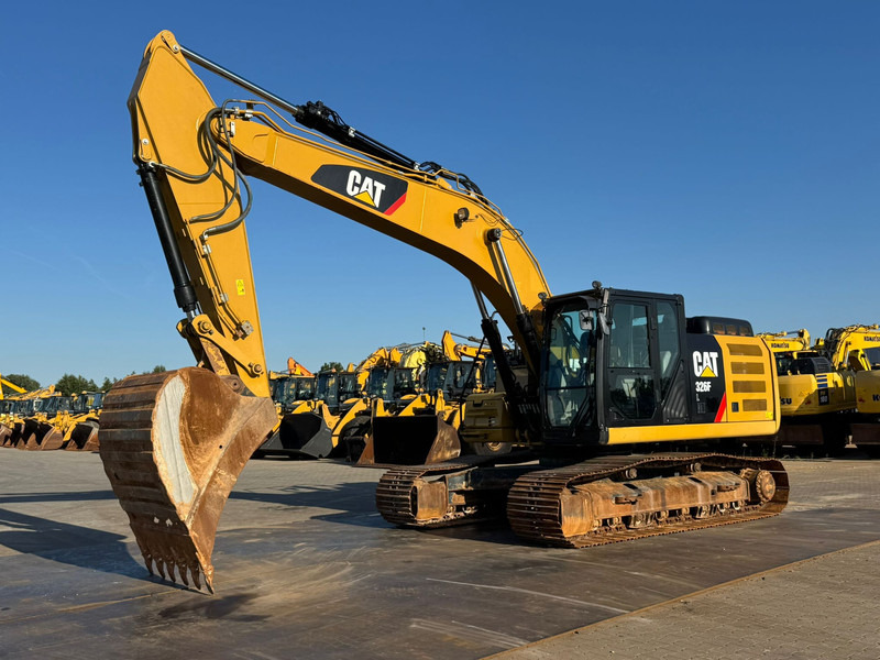 Caterpillar 326FL - Kāpurķēžu ekskavators: foto 2 Caterpillar 326FL - Kāpurķēžu ekskavators: foto 2