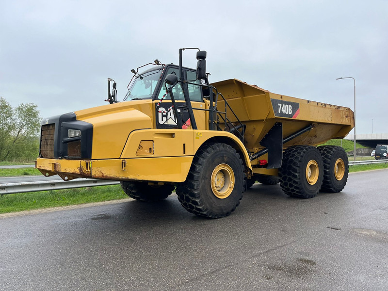 Caterpillar 740B - Artikulētias pašizgāzējs: foto 2 Caterpillar 740B - Artikulētias pašizgāzējs: foto 2