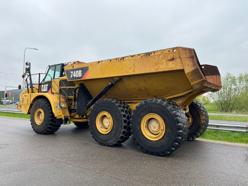 Caterpillar 740B - Artikulētias pašizgāzējs: foto 3 Caterpillar 740B - Artikulētias pašizgāzējs: foto 3