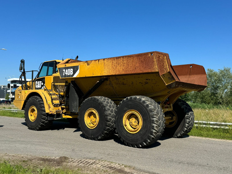 Caterpillar 740B - Artikulētias pašizgāzējs: foto 3 Caterpillar 740B - Artikulētias pašizgāzējs: foto 3