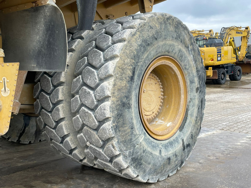 Karjeru pašizgāzējs Caterpillar 773B: foto 13 Karjeru pašizgāzējs Caterpillar 773B: foto 13