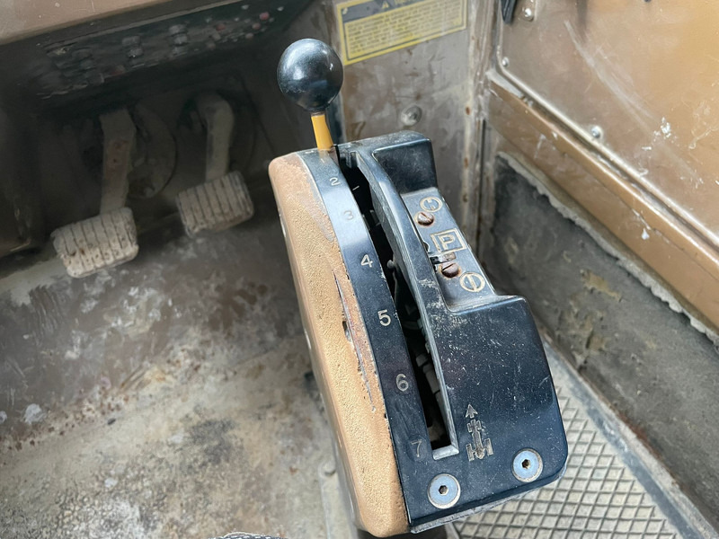 Karjeru pašizgāzējs Caterpillar 773B: foto 20 Karjeru pašizgāzējs Caterpillar 773B: foto 20