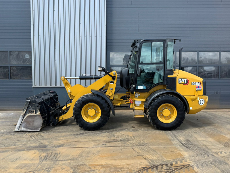 Caterpillar 908M CE + EPA - Riteņu iekrāvējs: foto 1 Caterpillar 908M CE + EPA - Riteņu iekrāvējs: foto 1
