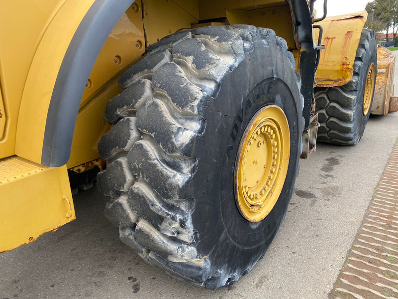 Riteņu iekrāvējs Caterpillar 980H: foto 9