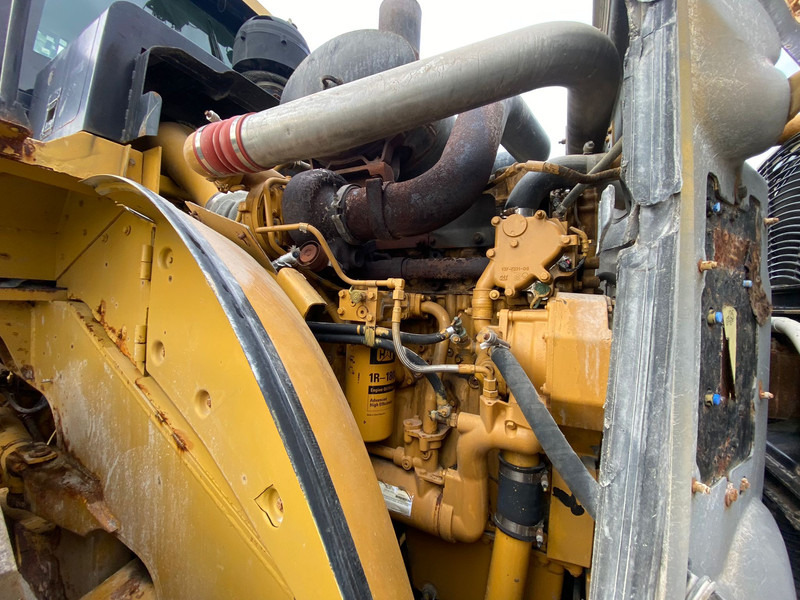 Riteņu iekrāvējs Caterpillar 980H: foto 13