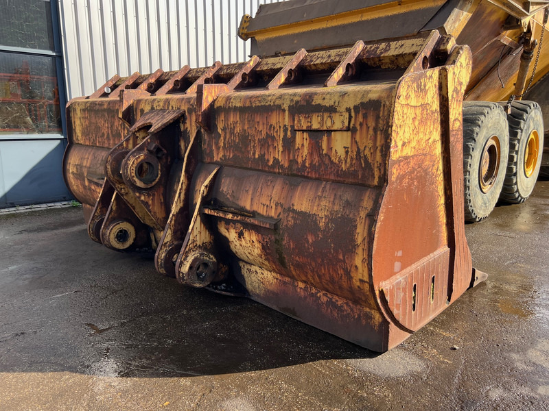 Caterpillar 990 - Kauss: foto 4 Caterpillar 990 - Kauss: foto 4